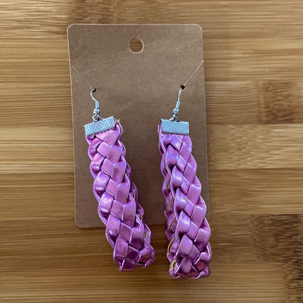*3 for $20* Metallic Pink Braided Hoops
